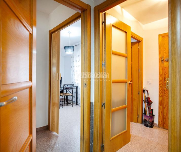 Foto 4f66d35f-df5f-4c20-b8c6-83e41fc7c2a7. Casa aparellada amb calefacció aparcament piscina a Arganda del Rey