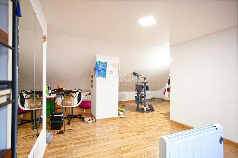 Foto c5ef57e6-611c-4cbb-9ba5-51b97a3ea2e7. Casa aparellada amb calefacció aparcament piscina a Arganda del Rey