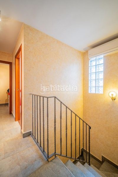 Foto 01a04400-0a78-4ef6-83eb-d4e728a79723. Casa aparellada a La Poveda Arganda del Rey