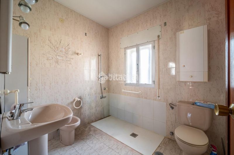 Foto 5df787e3-5099-4745-b5b9-f7f9c7346a72. Casa amb calefacció a La Poveda Arganda del Rey