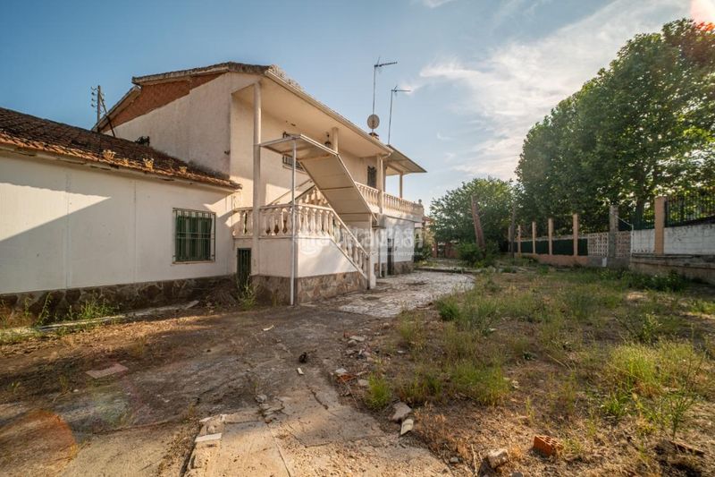 Foto 7fda7a94-7879-457f-8d55-1199a63cf576. Casa amb calefacció a La Poveda Arganda del Rey