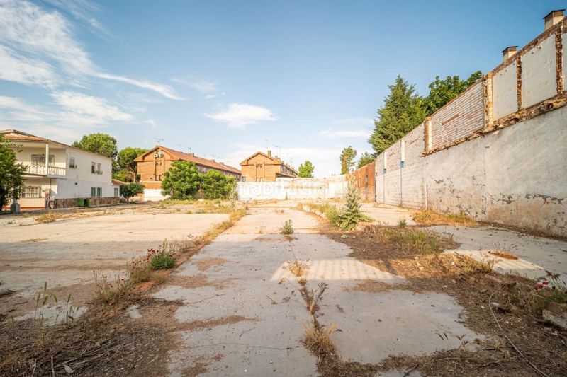 Foto d16a7457-e861-45f4-aefd-5ce69773d21c. Casa amb calefacció a La Poveda Arganda del Rey