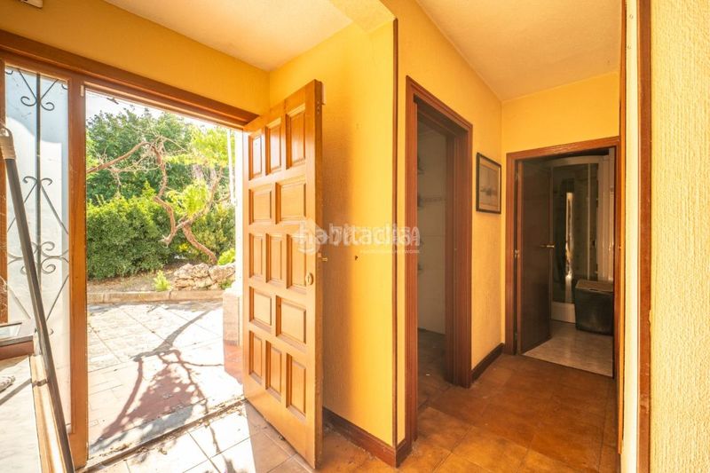 Foto eaccf43b-e7eb-49ff-9ee0-6f18262c9ddd. Casa amb calefacció a La Poveda Arganda del Rey