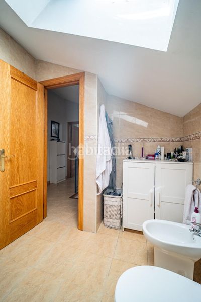 Foto b8bcebd9-e9a7-4e2f-b80d-8bb24ea66412. Pis amb calefacció aparcament a La Poveda Arganda del Rey