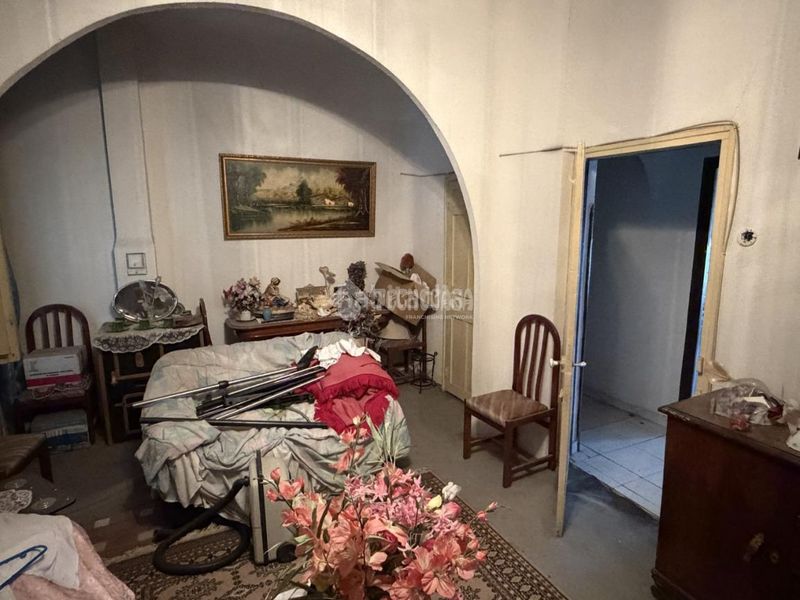 Foto 28c8d7ef-9dae-4084-ad4f-6d848800f877. Casa aparellada amb calefacció a La Poveda Arganda del Rey