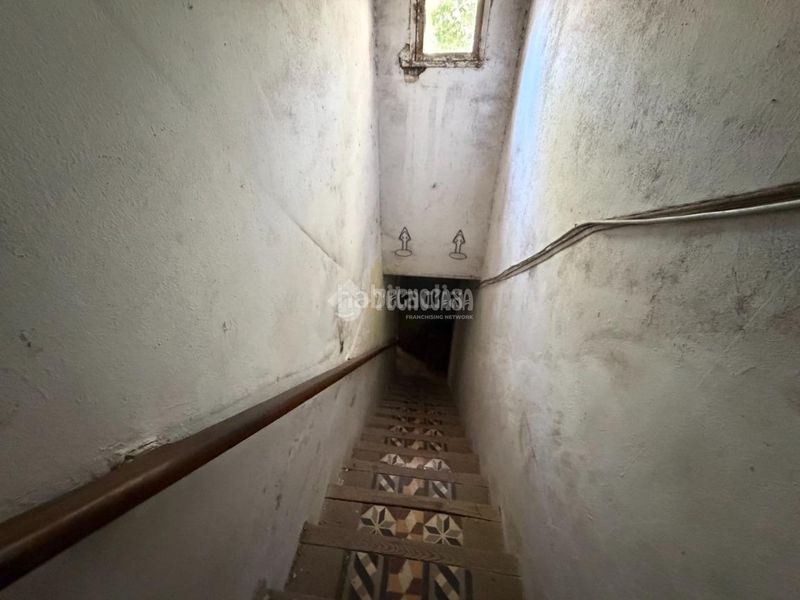 Foto 2a594790-e1c5-47bd-bd5a-5ed0c8b3e136. Casa aparellada amb calefacció a La Poveda Arganda del Rey