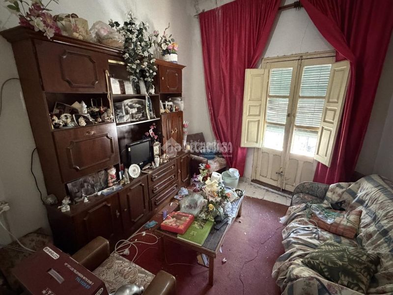 Foto 4b0563b4-5120-4810-9b13-c828e4438480. Casa aparellada amb calefacció a La Poveda Arganda del Rey