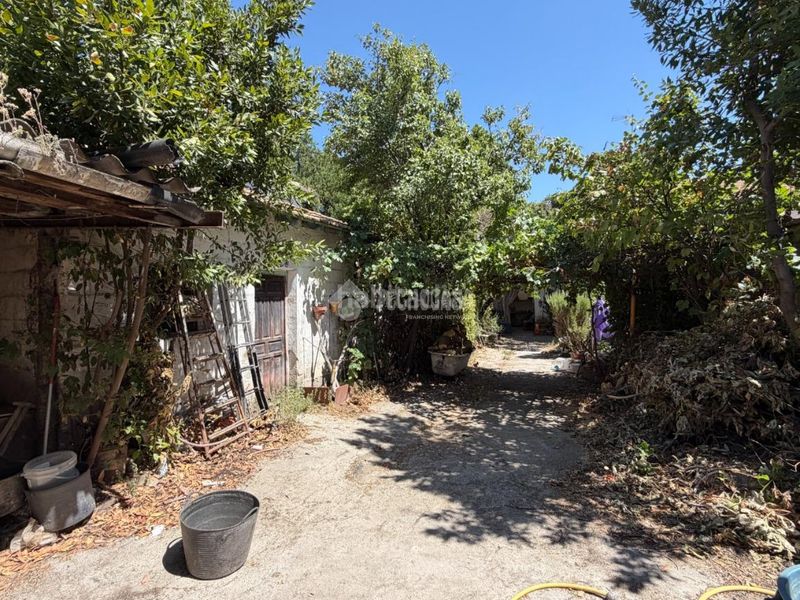 Foto 62d04f07-7b73-4413-bdfe-1c17588fa8ac. Casa aparellada amb calefacció a La Poveda Arganda del Rey