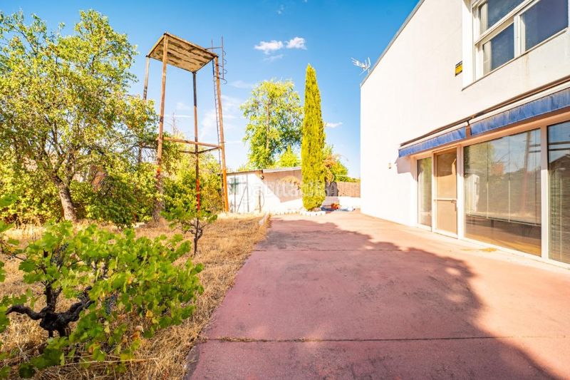 Foto dfdeeaee-1e81-4469-b179-93328e7da27f. Casa amb calefacció a Los Villares Arganda del Rey
