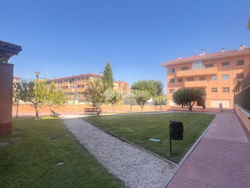 Foto a1395528-01c4-4e04-a1a8-a55fcfb6ea2f. Pis amb calefacció aparcament a La Dehesa - El Pinar Navalcarnero