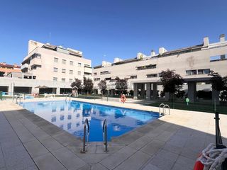 Flat in La Dehesa - El Pinar. Piso en venta en navalcarnero
