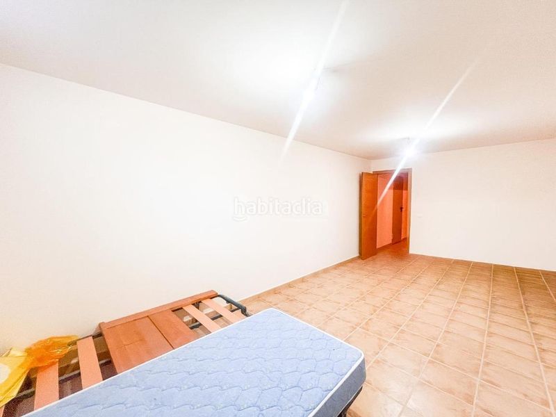 Foto 578fd984-5fa0-4df3-9351-f5342f25c6c2. Casa aparellada amb calefacció aparcament piscina a Navalcarnero