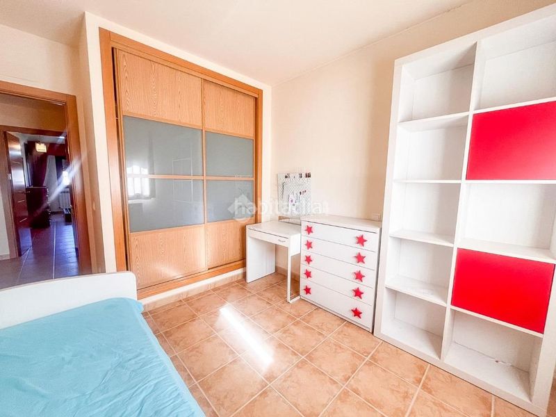Foto a0dfb68a-b809-4af7-ba15-135feda2cdb0. Casa aparellada amb calefacció aparcament piscina a Navalcarnero