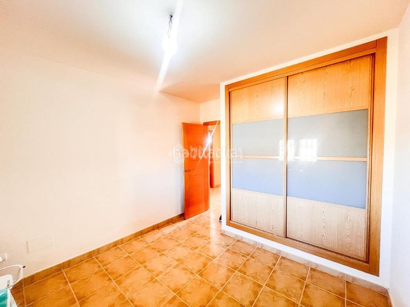 Foto aa9ed422-319e-4e7a-87c4-35eeb90537ce. Casa aparellada amb calefacció aparcament piscina a Navalcarnero