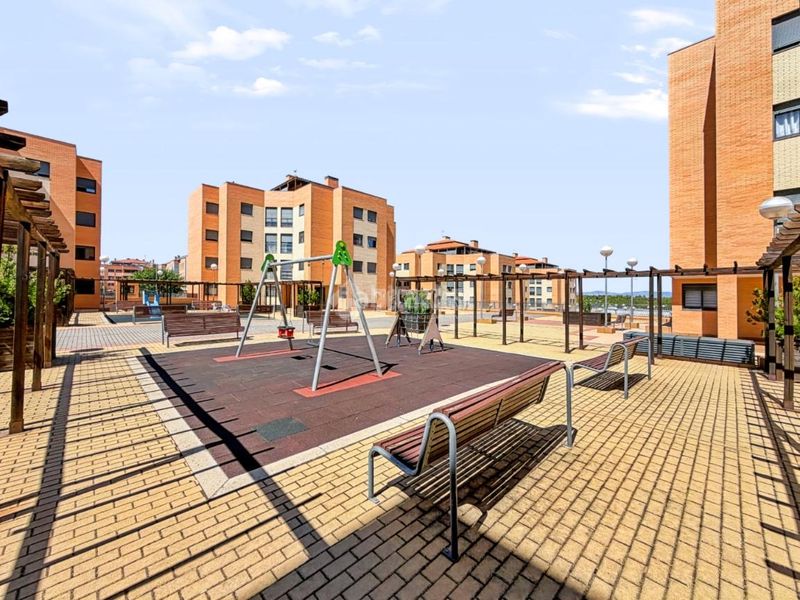 Foto e1be1d34-699f-4b43-8612-66615aa76aa7. Piso  en venta en La Dehesa - El Pinar Navalcarnero