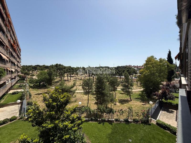 Foto c761f93a-4319-4a16-871f-b4900c596285. Piso  en venta en Canillas Madrid