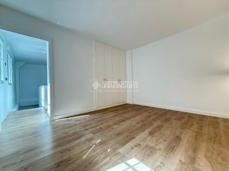 Foto 4a74e714-bb12-46f2-87f5-7b23c7f52032. Piso  en venta en Pinar del Rey Madrid