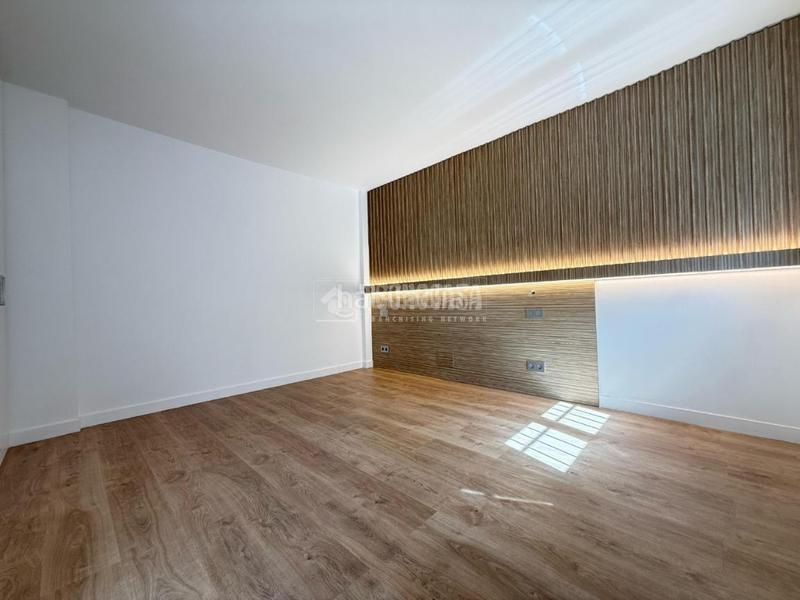 Foto 87d3e7ea-c847-4c10-944c-9b2a83dca0d7. Piso  en venta en Pinar del Rey Madrid