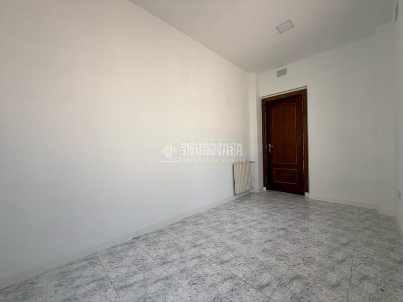 Foto 45f319ef-ae9e-4da9-ad3c-fd57fa3d5aa0. Casa aparellada amb calefacció a Valdebebas - Valdefuentes Madrid