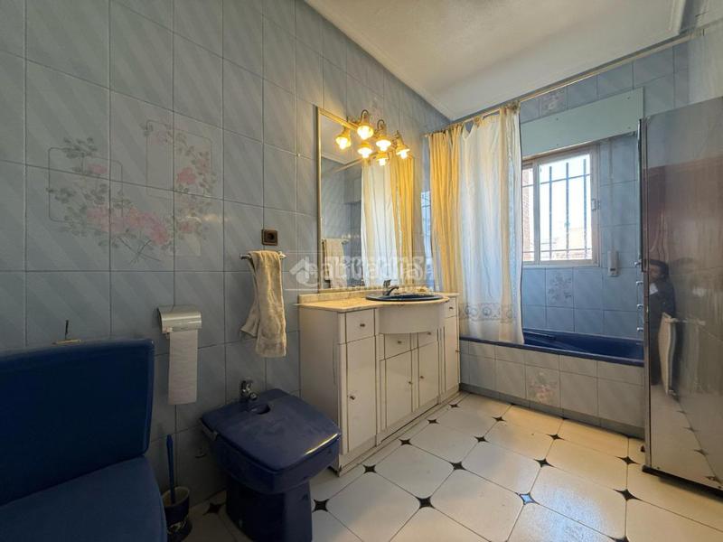 Foto daad5a57-79ed-482a-95a3-67845920a40d. Casa aparellada amb calefacció a Valdebebas - Valdefuentes Madrid