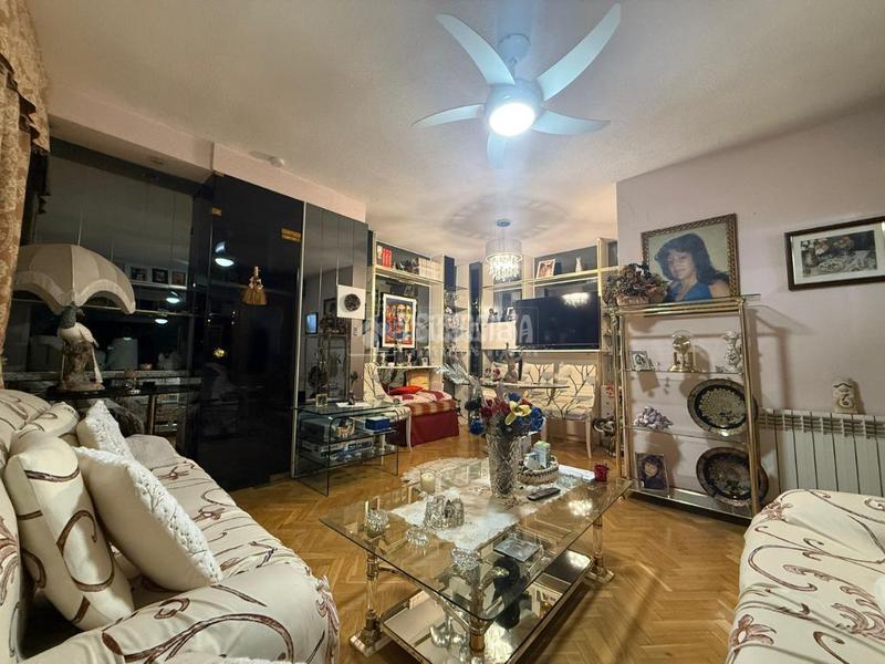 Foto 1f7df83e-701e-4396-9b52-5f668c03f816. Etagenwohnung mit heizung in Pinar del Rey Madrid