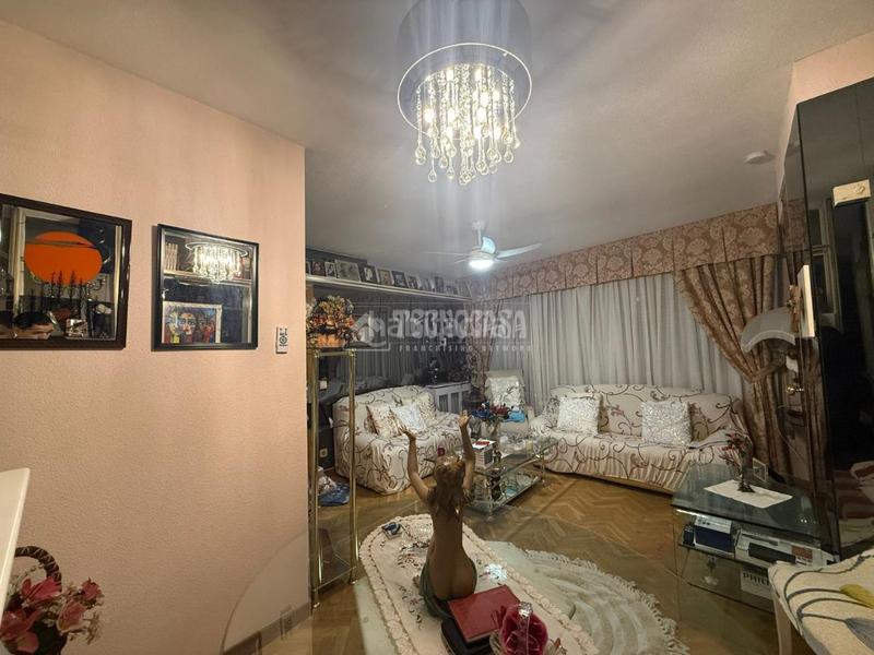 Foto 5fbf5a91-8481-4ff3-8619-879041f683b1. Etagenwohnung mit heizung in Pinar del Rey Madrid