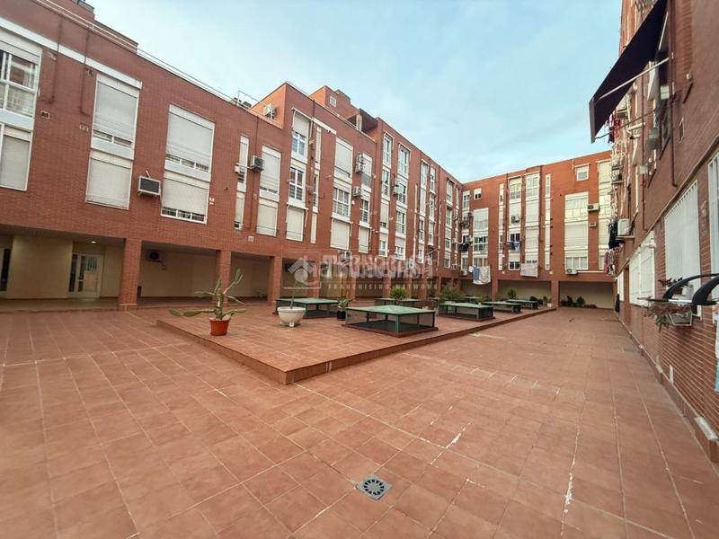 Foto e0b63fc9-d728-43b0-85a1-1a998a08fee6. Etagenwohnung mit heizung in Pinar del Rey Madrid