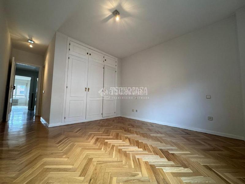 Foto 4f828831-f693-491d-8ce4-59d1ffa5dbb6. Location appartement avec chauffage dans Pinar del Rey Madrid