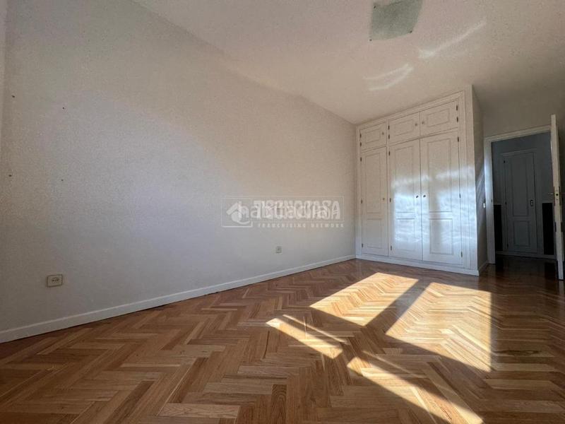 Foto 983ffeb1-581d-4bd6-911d-f08cda69501a. Location appartement avec chauffage dans Pinar del Rey Madrid