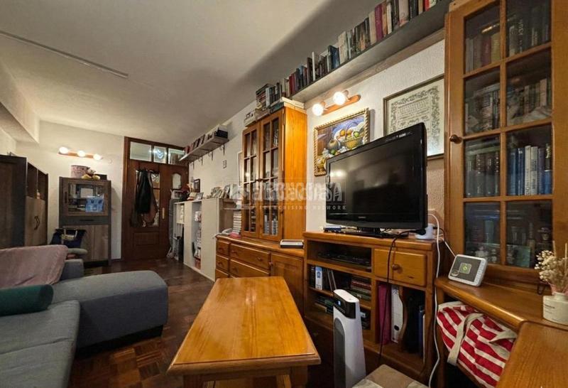 Foto 1504ef98-eb9a-4775-979f-16f3b25efec7. Appartement avec chauffage dans Pinar del Rey Madrid