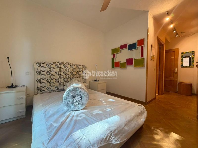 Foto ae7424d2-5875-436a-8920-ca7b75f8388f. Pis amb calefacció aparcament piscina a Pinar del Rey Madrid