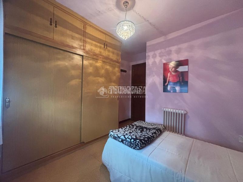 Foto c8a8052d-9ccb-4b7a-8a84-1159c7706d40. Pis a Canillas Madrid