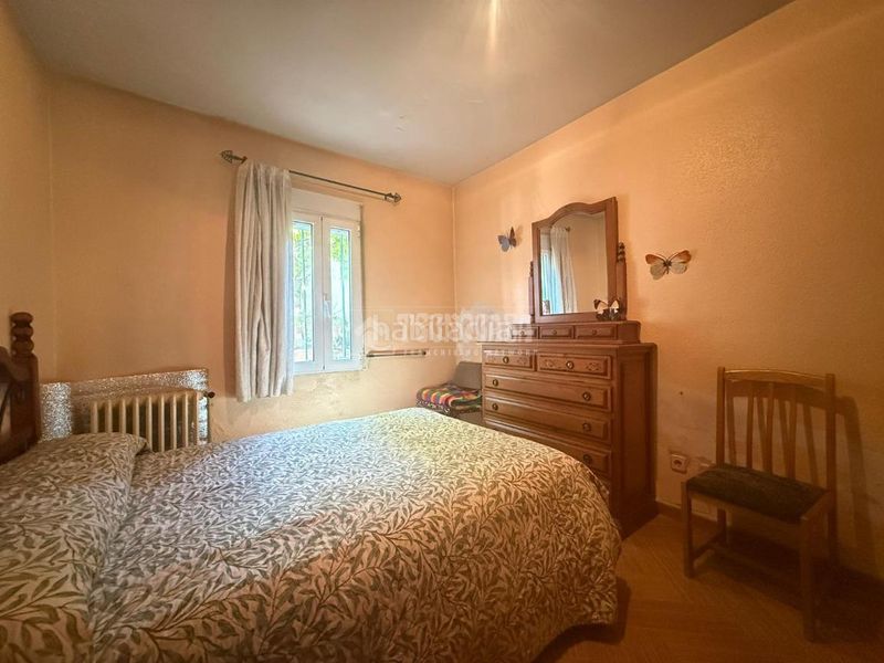 Foto 970a471f-df1d-4d28-9a70-dce76048432c. Casa amb calefacció aparcament a Pinar del Rey Madrid