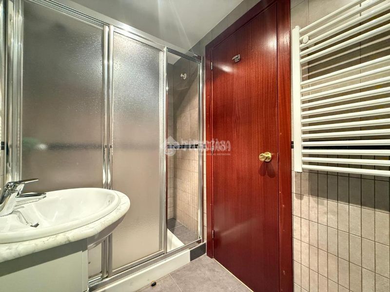 Foto 40eb2d2d-8999-4dd7-b921-a6c48adf49f0. Pis a Pinar del Rey Madrid
