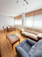 Piso en Valdebernardo-Valderribas. Piso en venta en madrid