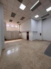Local Comercial en Valdebernardo-Valderribas