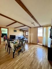 Pis en Casco Histrico de Viclvaro. Piso en venta en madrid