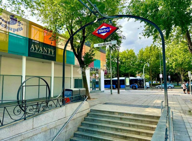 Foto c0730acb-953e-4aba-9133-3088098b0fd5. Parking coche boxplaza de garaje en venta en Casco Histórico de Vicálvaro Madrid