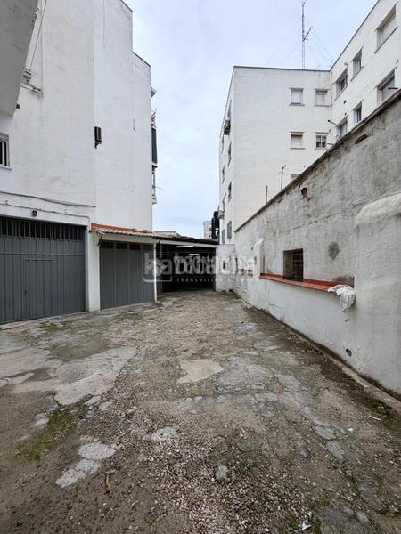 Foto fd1bdaae-4ab1-4636-a1f7-1d304f64cdbb. Parking coche boxplaza de garaje en venta en Casco Histórico de Vicálvaro Madrid