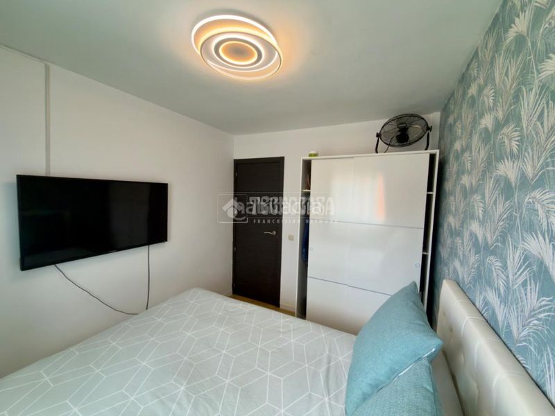 Foto 9b8b97de-d2b3-4871-bc75-ffd4bfba1ecc. Casa aparellada amb calefacció a Ambroz Madrid