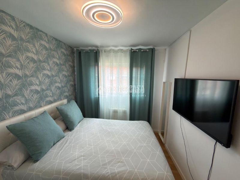 Foto b4d05b9c-eb0b-4149-916e-4e7fe78da0fa. Casa aparellada amb calefacció a Ambroz Madrid