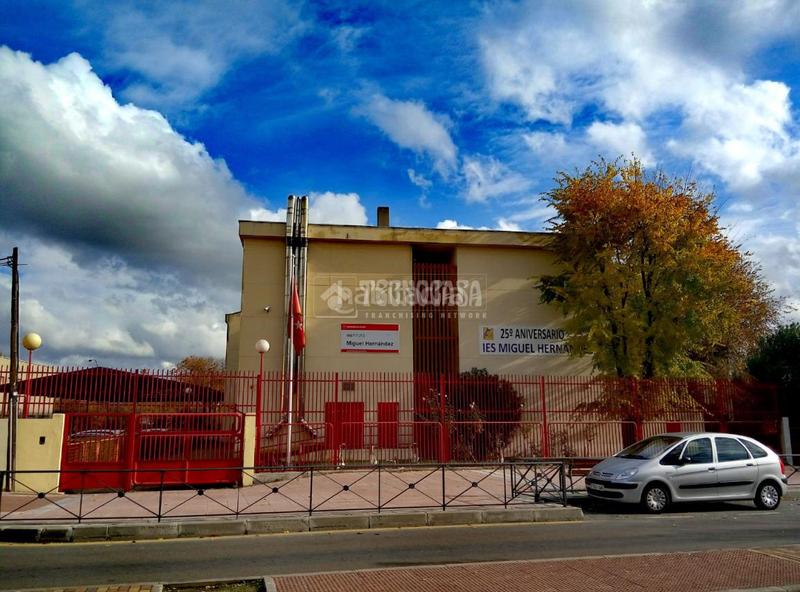 Foto eadb8ac2-6da2-42e8-b931-afbbb00adb18. Aparcament cotxe a Villafontana - Estoril I Móstoles