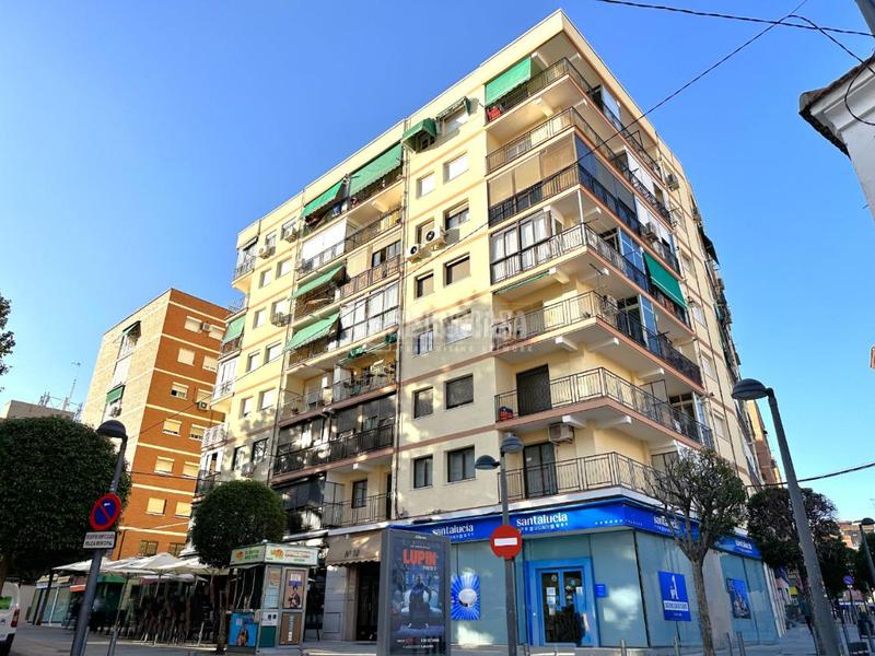 Foto cf56a4e2-ab73-4491-b32d-ed2bb5cd9e9c. Piso  en venta en Centro Móstoles