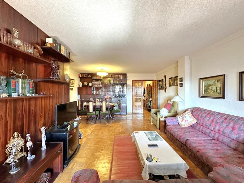 Foto 54f59c5d-fb4a-4bbd-a6d3-4dd4fcfe47d3. Pis amb calefacció aparcament a Centro Móstoles