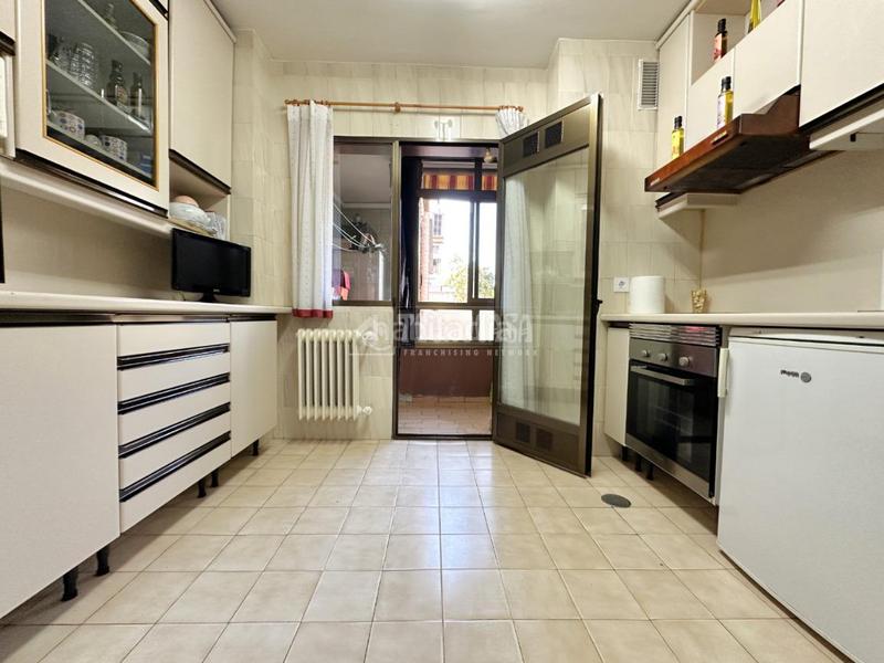 Foto 1f520b62-e20e-4d3f-b691-a964f5c5207e. Appartement avec chauffage parking dans Centro Móstoles