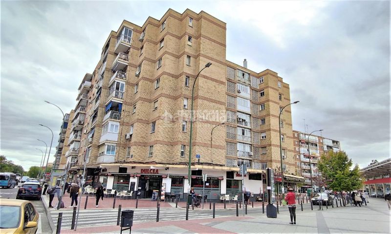 Foto c8719727-1adf-4e33-b309-06e9e47cf44e. Aparcament cotxe a Centro Móstoles