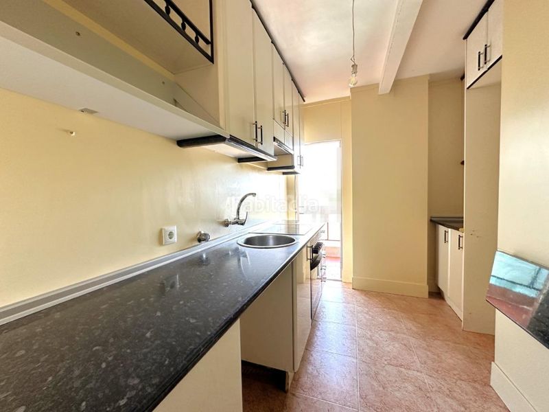 Foto a020e302-7c13-4897-964b-e8a38a3f12d5. Flat with heating in Centro Móstoles