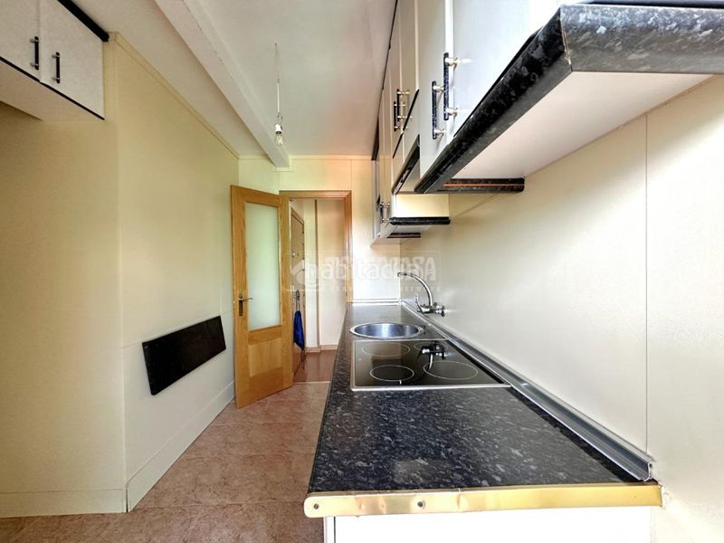 Foto dba1c0c4-12eb-4bd8-8863-0348d21495c3. Flat with heating in Centro Móstoles