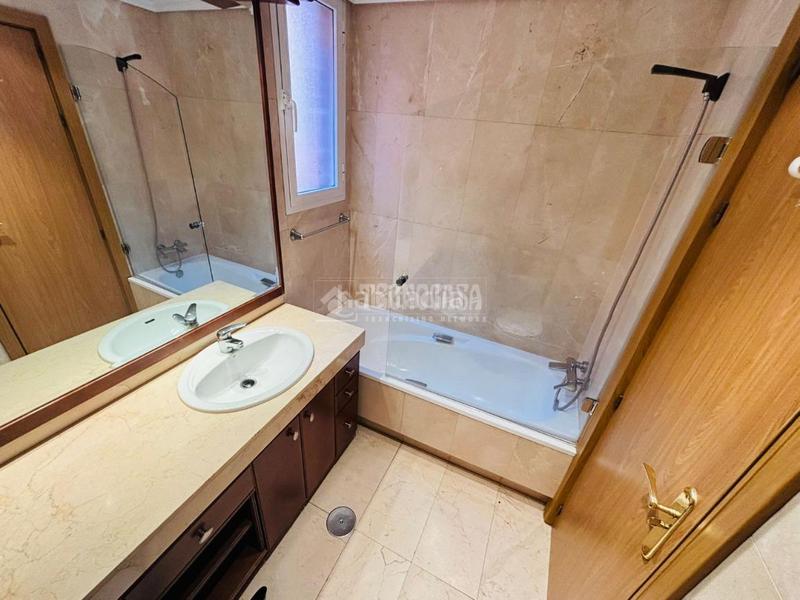 Foto 71504668-66aa-40dd-91d0-5f2baa08a1d2. Location appartement avec chauffage parking dans Restón I-Restón II Valdemoro