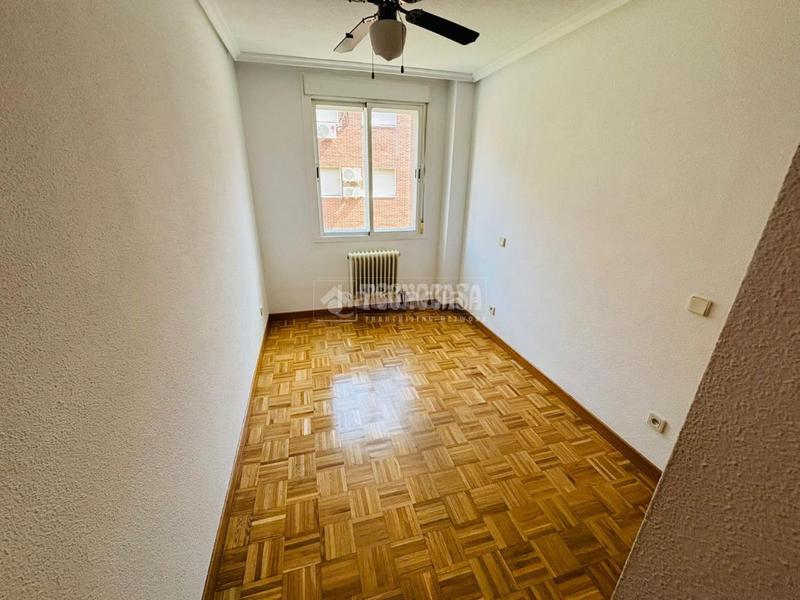 Foto 7d7e4112-f8ed-4b05-a8c7-84b19d518adf. Location appartement avec chauffage parking dans Restón I-Restón II Valdemoro